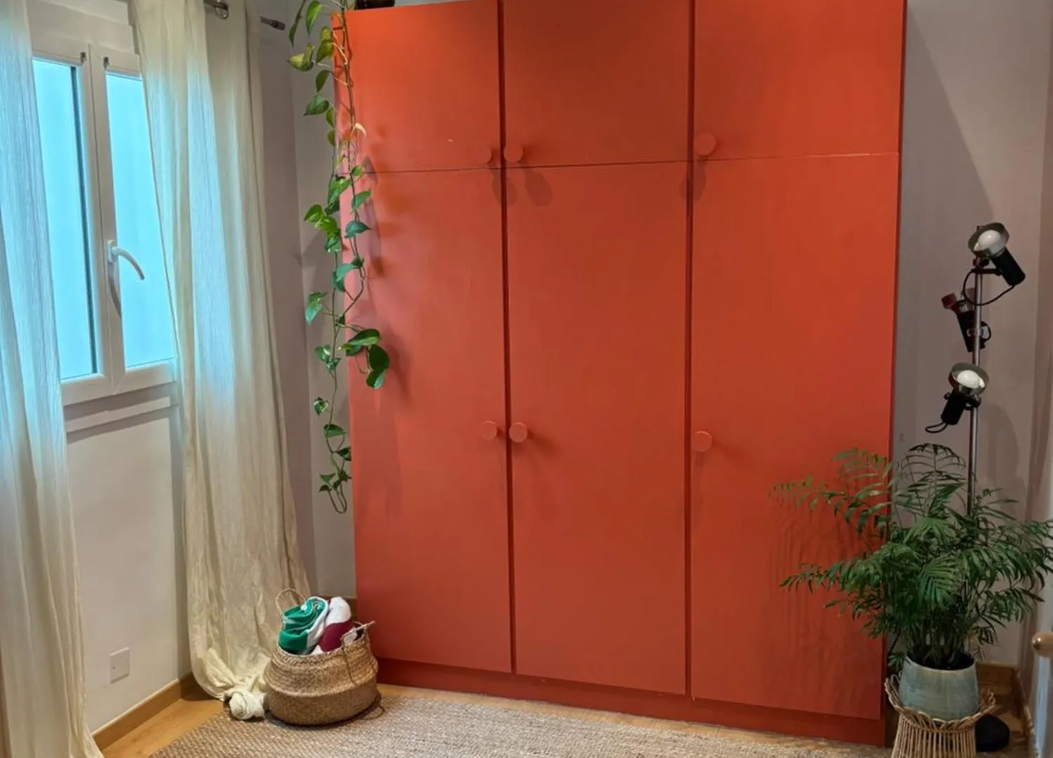 Room In Apartment In Palais Longchamp, Marseille France