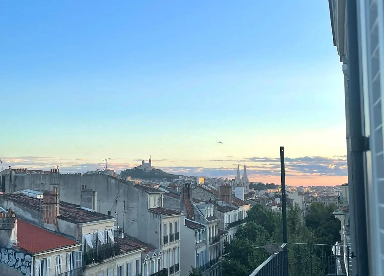 Homestay Room In Apartment In Palais Longchamp, Marseille France